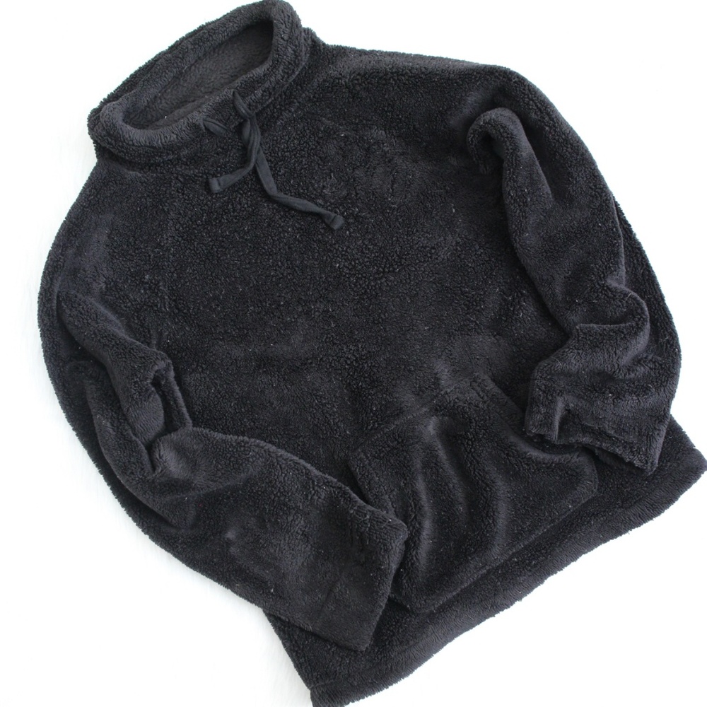 GapBody Black Teddy Fuzzy Pull Over Sweater